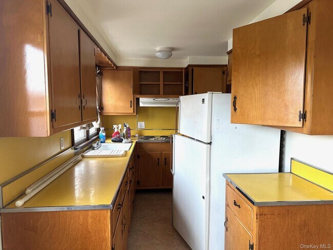 Building Photo - 1 Highview Ave