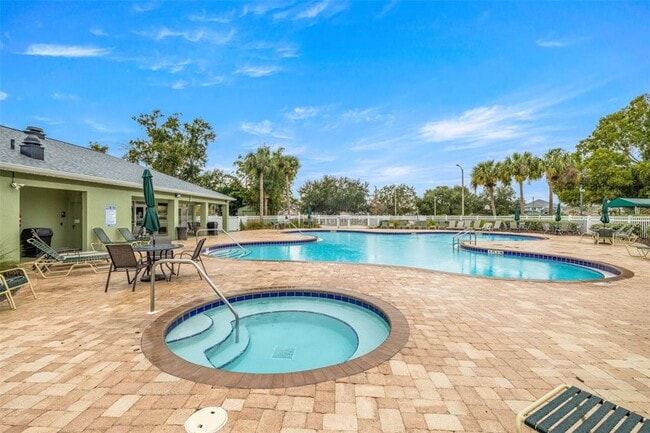 Building Photo - 25818 Bloomsbury Ct