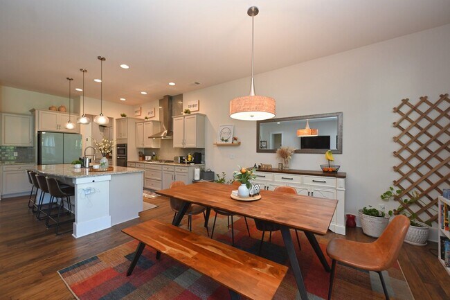 Building Photo - **EXECUTIVE HOME IN WILLIAMSON COUNTY WITH RARE WALK-OUT BASEMENT AND TONS OF STORAGE**