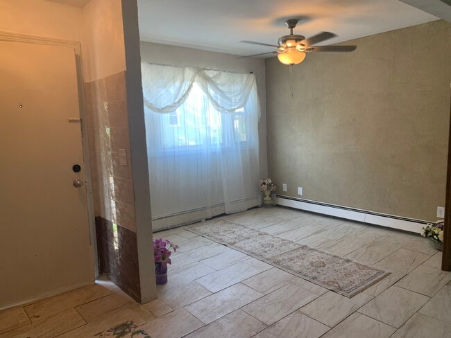 Building Photo - 270 N 1st Ave