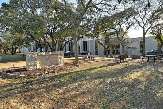Building Photo - 10229 Missel Thrush Dr