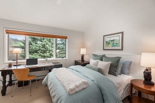 Building Photo - 467 Snowmass Club Cir