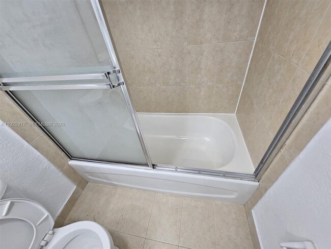 Building Photo - 4550 NW 9th St