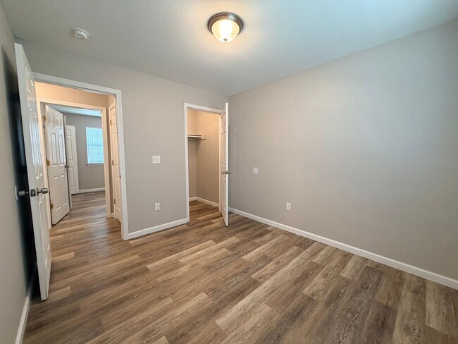 Building Photo - 67 Aloha Cir