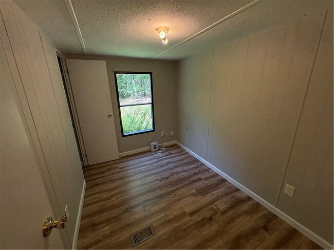 Building Photo - 4620 Enota Ct