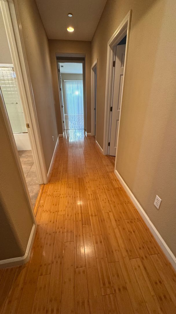 Building Photo - AVAILABLE! OPEN HOUSE FRIDAY 3/20/26 from 5:00-6:00 pm