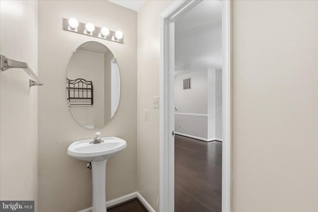 Building Photo - 14128 Autumn Cir