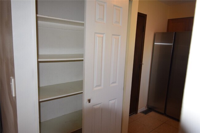 Building Photo - 3626 Blecha Rd