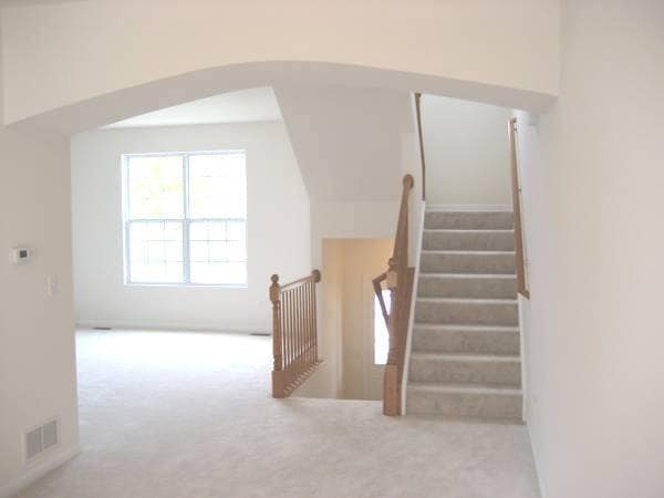 Building Photo - 928 Charlton Ln