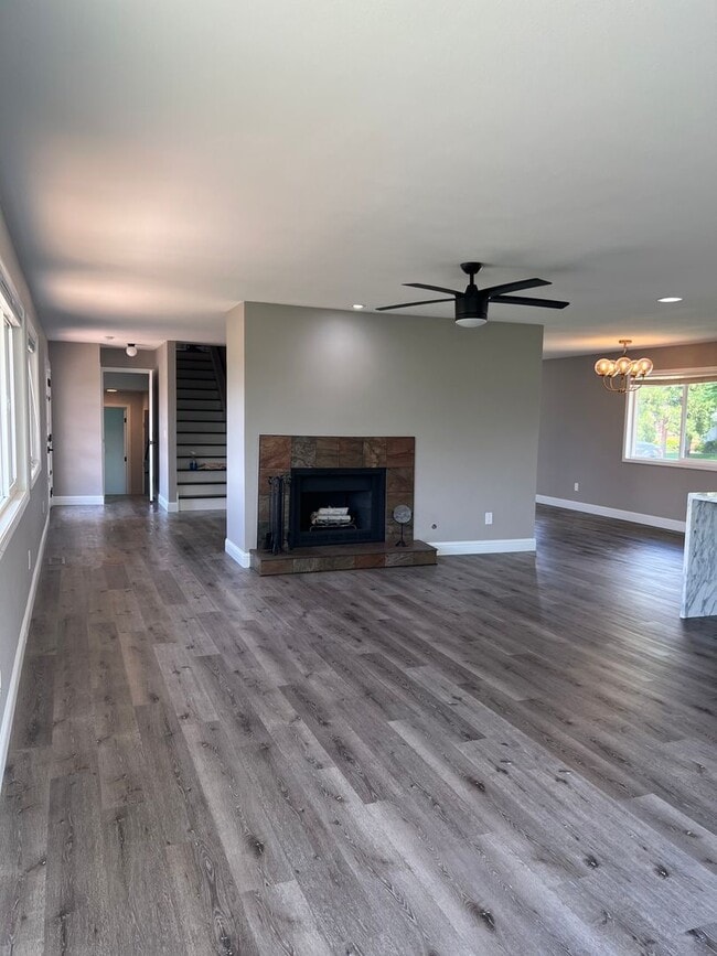 Building Photo - Coming Soon - Spacious Fully Remodeled and Upgraded Hidden Valley Home