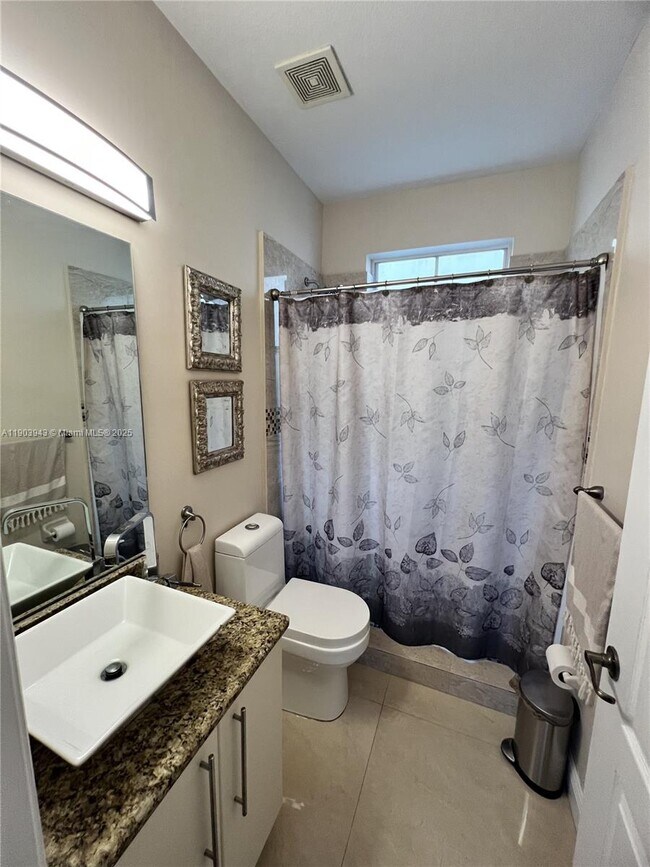 Building Photo - 11161 NW 77th Terrace