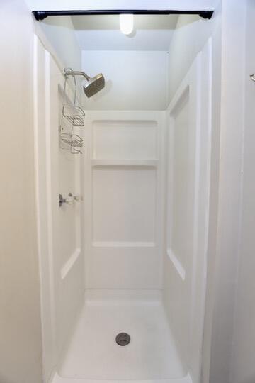 Building Photo - 3 Spring Lake Dr