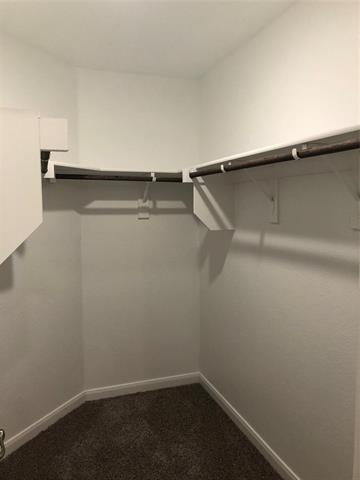 Building Photo - 700 Range Dr