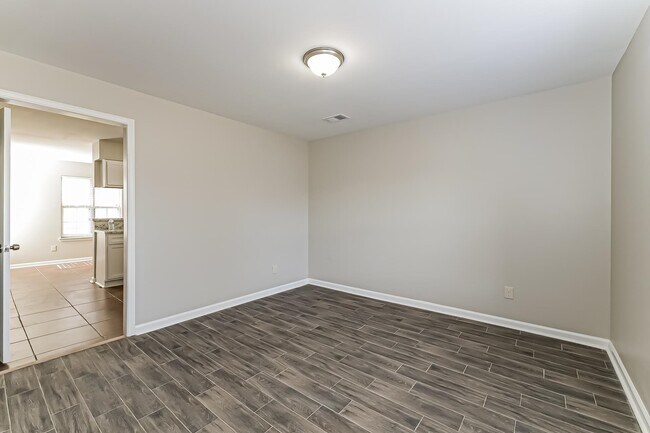 Building Photo - 5377 Ragan Ridge Dr