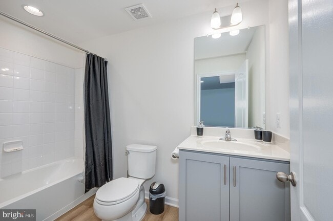 Building Photo - 64 Tate Manor Dr