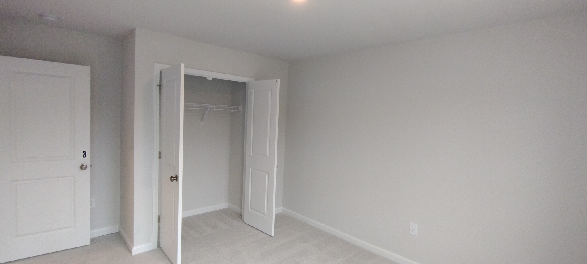 Building Photo - Room in Townhome on Castle Loch Lane