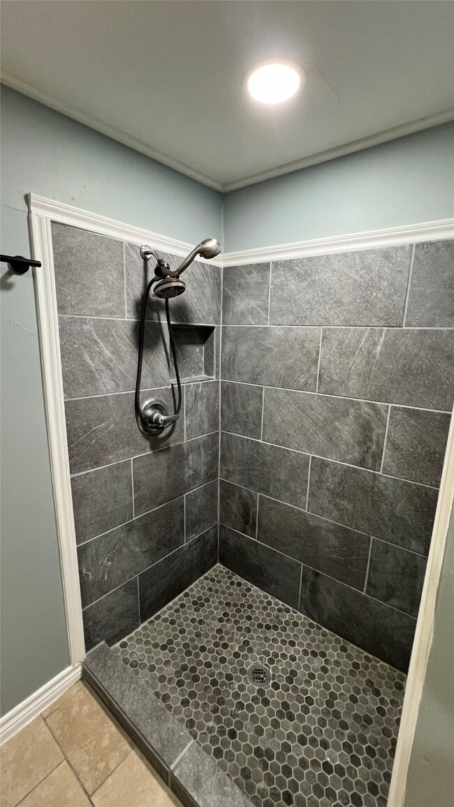 Building Photo - 25128 Faraway Ln