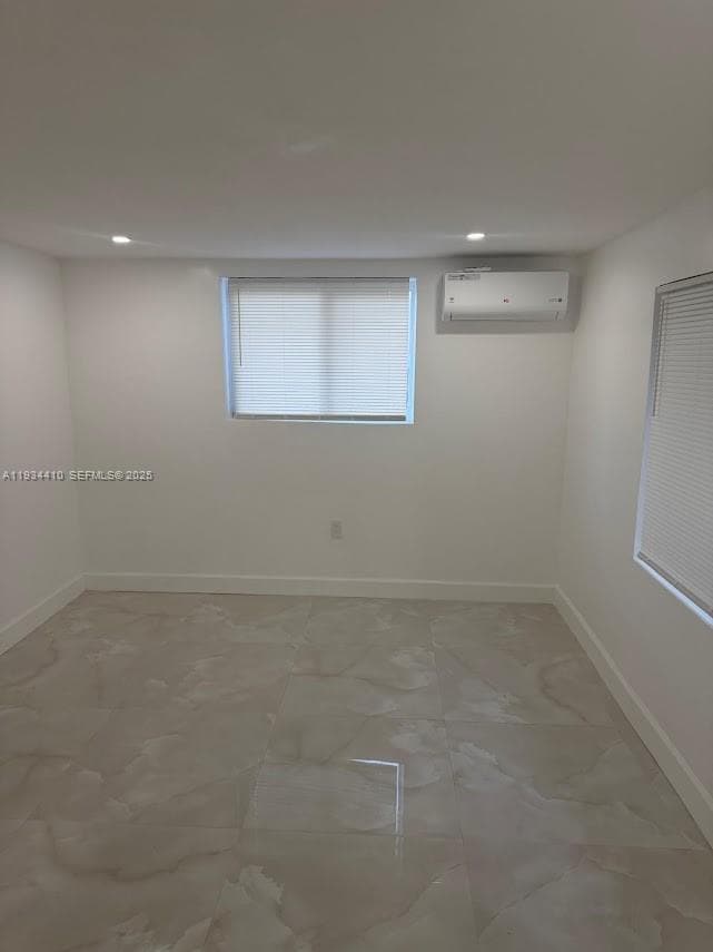 Building Photo - 1021 NW 25th Way