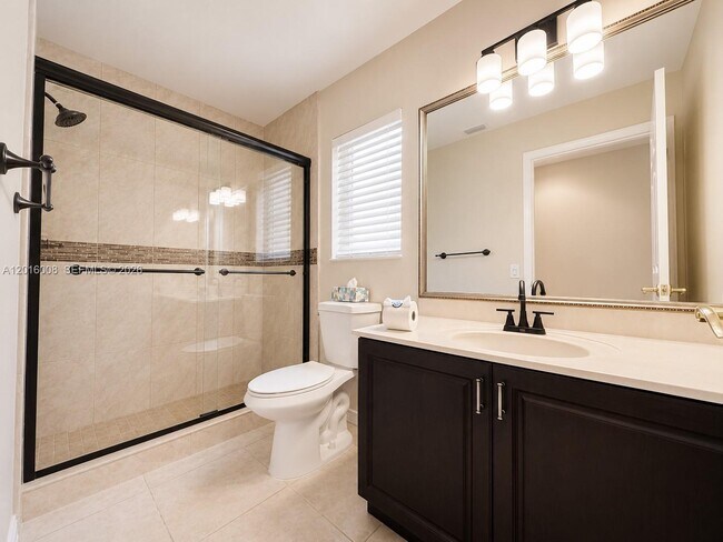 Building Photo - 854 San Remo Dr