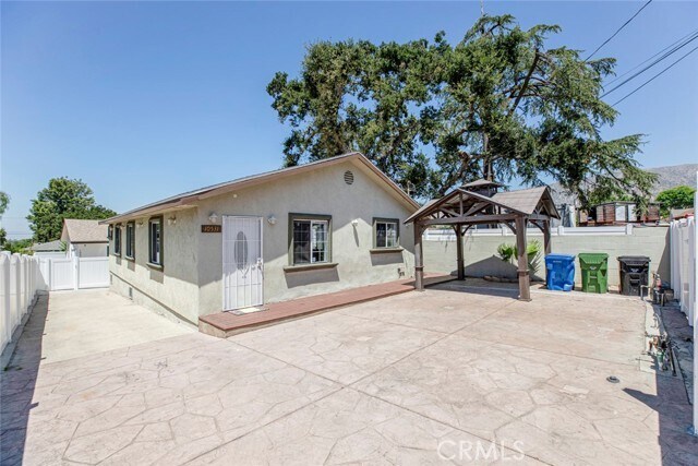 Building Photo - 10531 Greenburn Ave