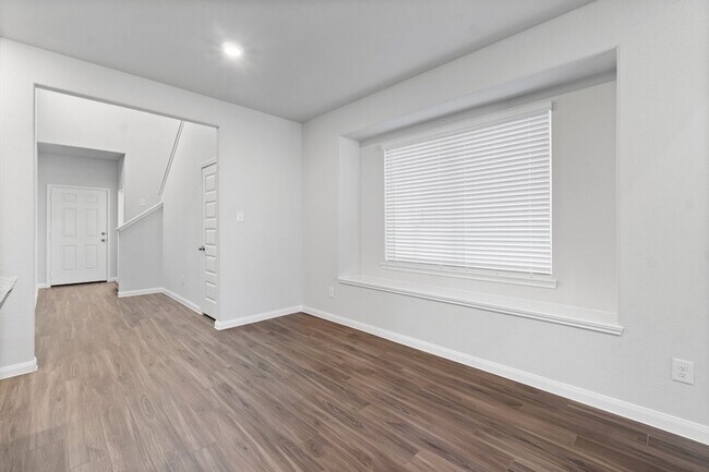 Building Photo - 13357 Burbot Dr