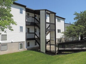 Building Photo - $1,150 | 2 Bedroom, 1 Bathroom CONDO | CAT Friendly* | Available for July 1st 2026 Move In!