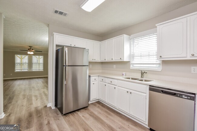 Building Photo - 1597 Cobbs Creek Ln