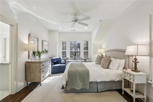 Building Photo - 2415 Oldfield Rd NW