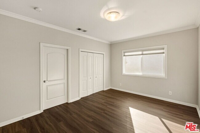 Building Photo - 5217 Etiwanda Ave