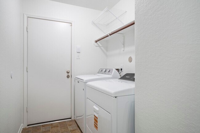 Building Photo - 3058 Upland Spring Trace