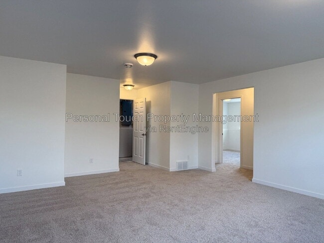 Building Photo - 6767 32nd St S