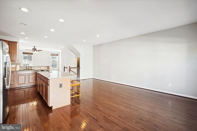 Building Photo - 7106 Santa Cruz Pl