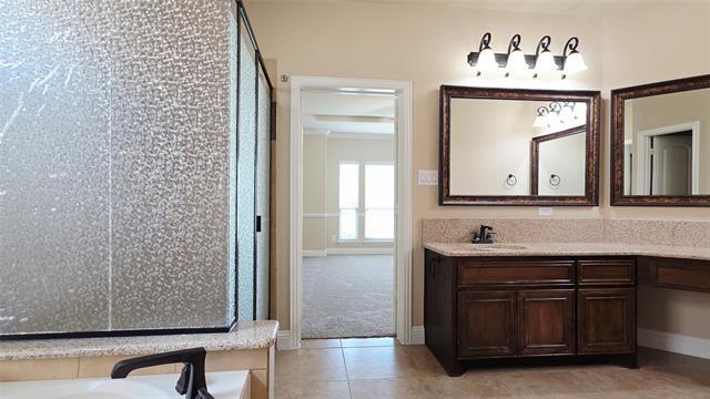 Building Photo - 12381 Summertree Dr