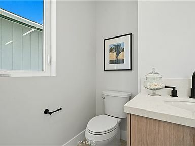 Building Photo - 603 Iris Ave