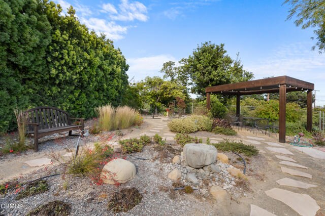 Building Photo - 2102 Buena Vista Dr
