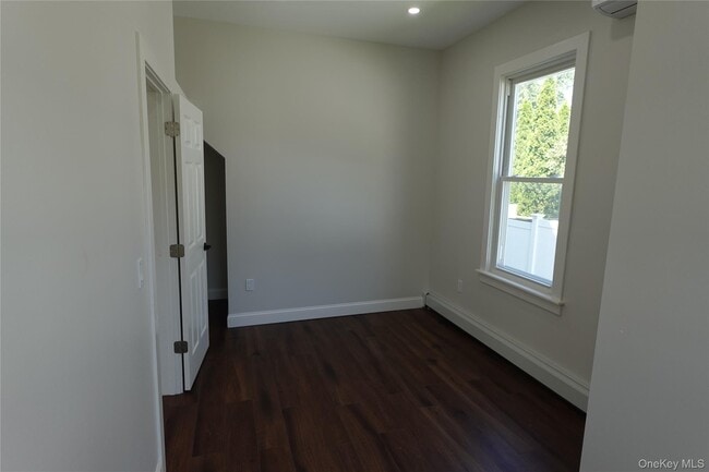 Building Photo - 47 Rich Ave