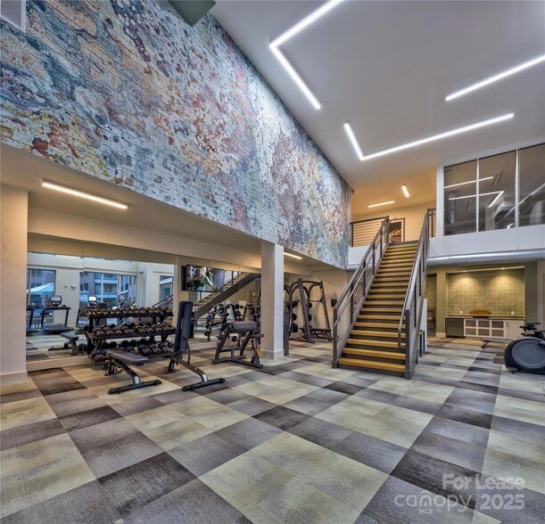 Building Photo - 8501 University Executive Park Dr