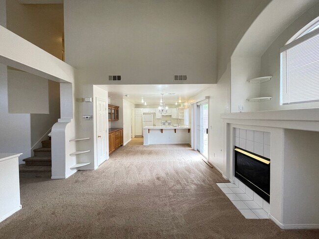 Building Photo - Aspenglen In The Crossing At Summerlin
