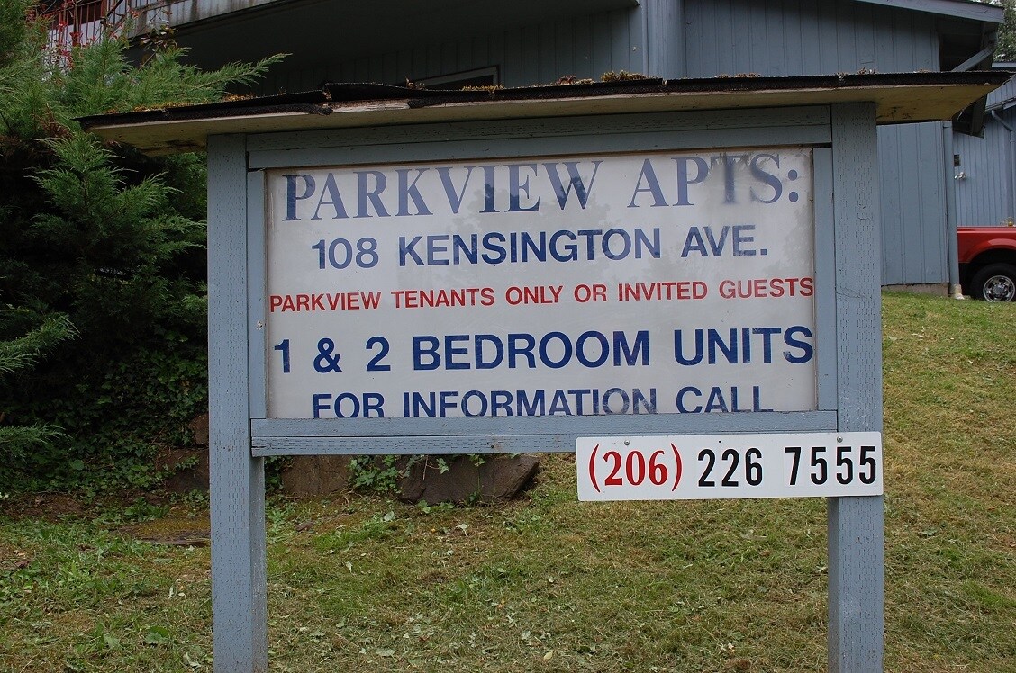 Building Photo - 108 Kensington Ave S