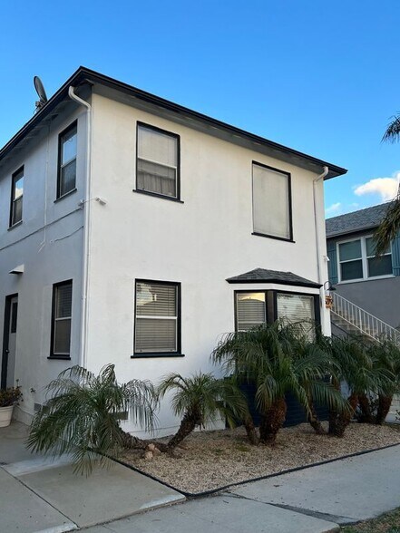 Building Photo - 5279 E The Toledo-2