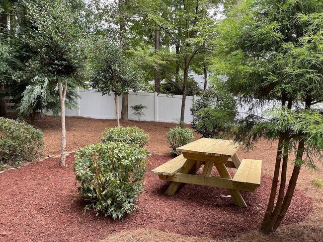 Building Photo - 106 Wexford Way