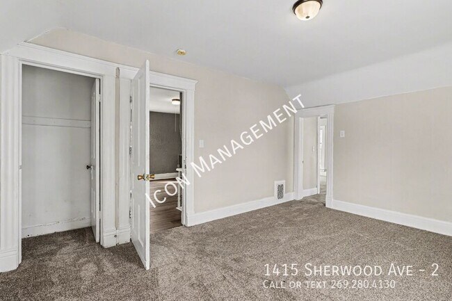 Building Photo - 1415 Sherwood Ave