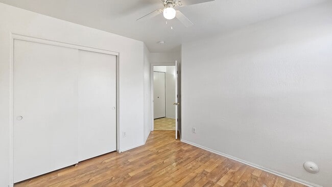 Building Photo - Great price for this Goodyear neighborhood!