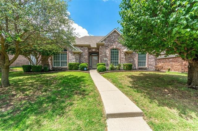 Primary Photo - 10616 Red Cedar Dr