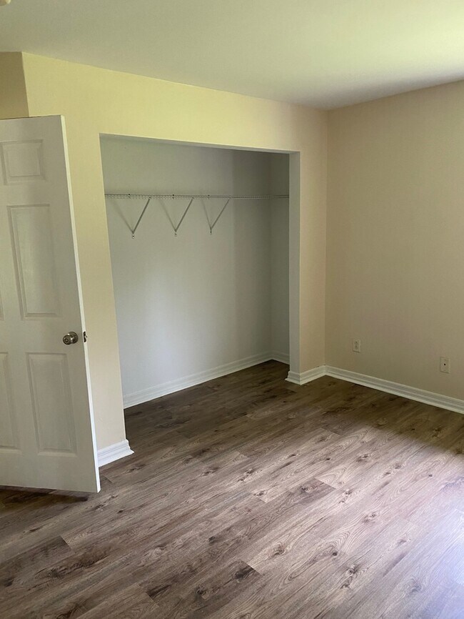 Building Photo - 3/2 Duplex in Bay St. Louis, MS