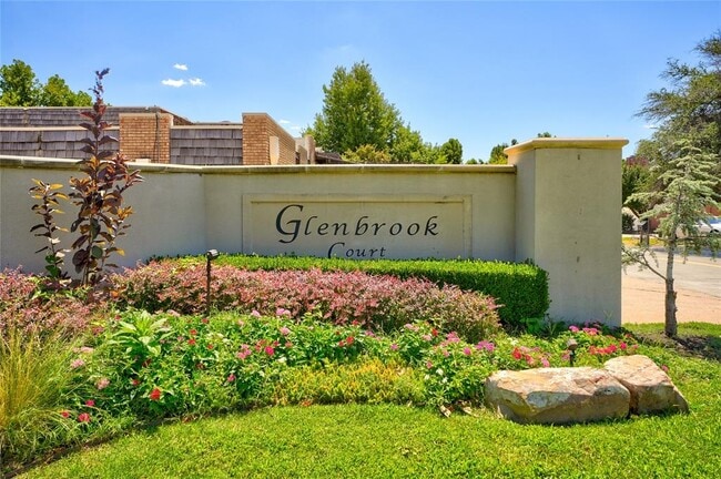 Building Photo - 6325 Glenbrook Ct