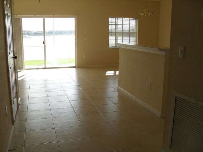 Building Photo - 4234 Emerald Vista