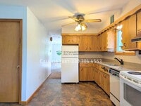 Building Photo - 1060 Richard Ave SW