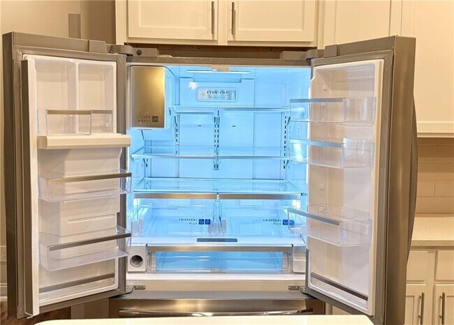 Building Photo - 480 Rockfern Ct