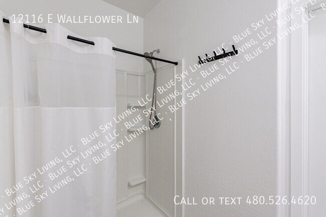 Building Photo - 12116 E Wallflower Ln